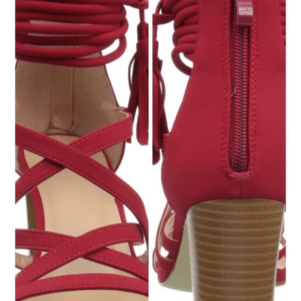 Red Tassel Strapy Chunky Heels Sandals 8.5M NWB - Picture 5 of 5
